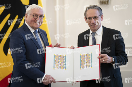 Übergabe der Wohlfahrtsmarken 2025 in Berlin