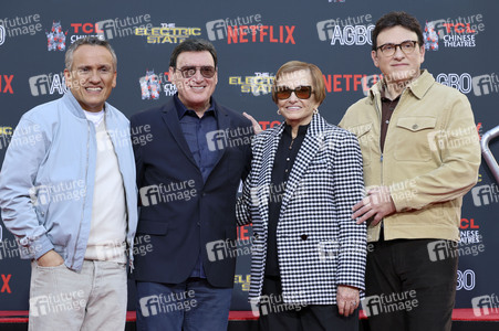 Hand and Footprint Ceremony mit Anthony und Joe Russo in Los Angeles