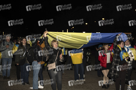 Demonstration zum dritten Jahrestag des Beginns des russischen Angriffskrieges auf die Ukraine in Berlin
