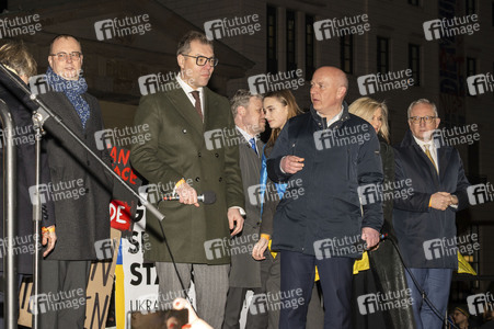 Demonstration zum dritten Jahrestag des Beginns des russischen Angriffskrieges auf die Ukraine in Berlin