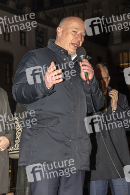 Demonstration zum dritten Jahrestag des Beginns des russischen Angriffskrieges auf die Ukraine in Berlin