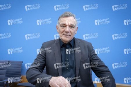 Bundespressekonferenz Die Linke - Zu den Bundestagswahlen in Berlin