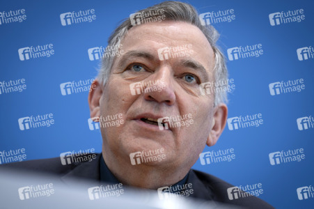 Bundespressekonferenz Die Linke - Zu den Bundestagswahlen in Berlin
