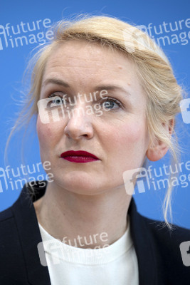 Bundespressekonferenz Die Linke - Zu den Bundestagswahlen in Berlin
