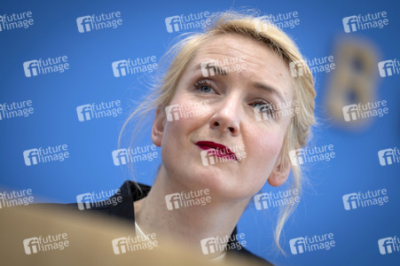 Bundespressekonferenz Die Linke - Zu den Bundestagswahlen in Berlin