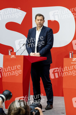 Pressekonferenz der SPD zu den Bundestagswahlen in Berlin