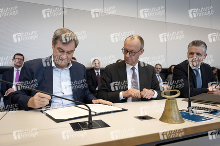 Konstituierende Fraktionssitzung von CDU und CSU in Berlin