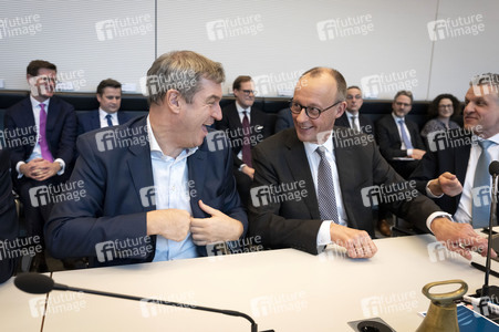 Konstituierende Fraktionssitzung von CDU und CSU in Berlin