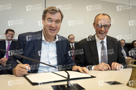 Konstituierende Fraktionssitzung von CDU und CSU in Berlin