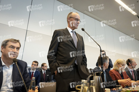 Konstituierende Fraktionssitzung von CDU und CSU in Berlin