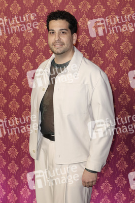 Serienpremiere 'Ghosts' in Köln