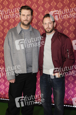 Serienpremiere 'Ghosts' in Köln