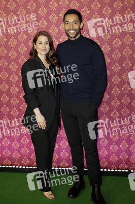 Serienpremiere 'Ghosts' in Köln