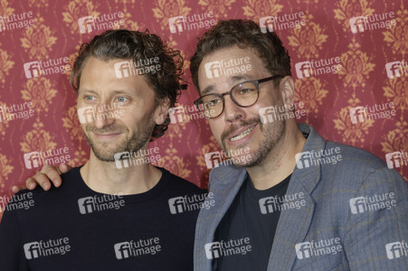 Serienpremiere 'Ghosts' in Köln