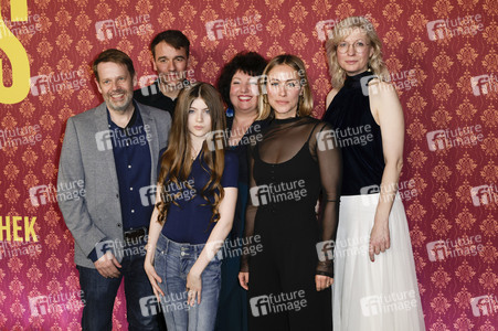 Serienpremiere 'Ghosts' in Köln