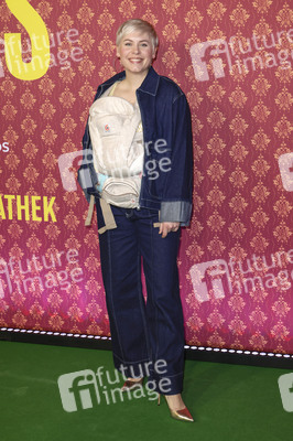 Serienpremiere 'Ghosts' in Köln