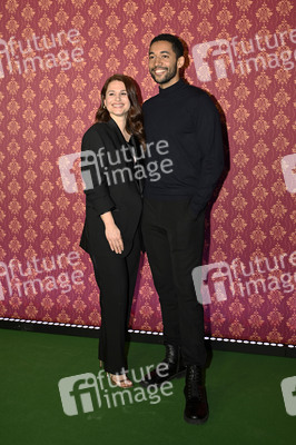 Serienpremiere 'Ghosts' in Köln