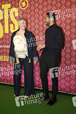 Serienpremiere 'Ghosts' in Köln