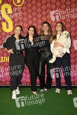 Serienpremiere 'Ghosts' in Köln