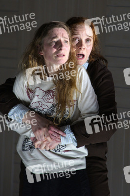 Theaterpremiere 'Die heilige Johanna der Schlachthöfe' in Berlin