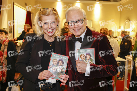 Theaterpremiere 'Oma Trick' in Berlin