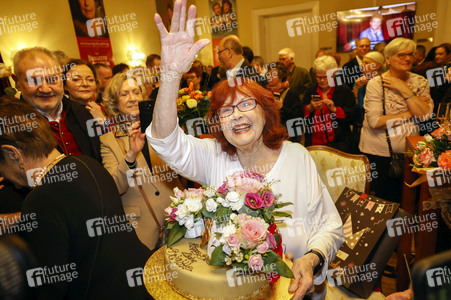 Theaterpremiere 'Oma Trick' in Berlin