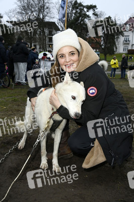 Kennenlernen der Hunde bei den Baltic Lights 2025 auf Usedom