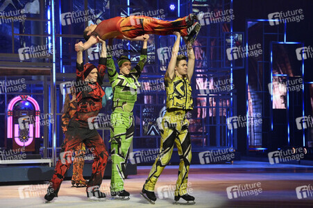 Eisrevue-Premiere 'Holiday on Ice - Horizons' in Berlin