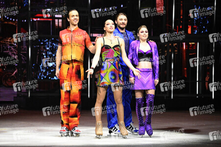 Eisrevue-Premiere 'Holiday on Ice - Horizons' in Berlin