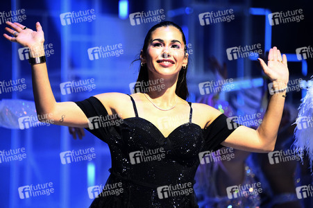 Eisrevue-Premiere 'Holiday on Ice - Horizons' in Berlin