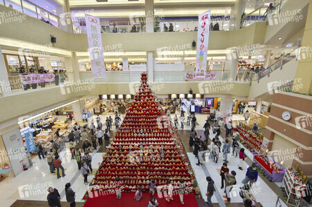 Puppenfest 'Hina-Matsuri' in Kōnosu