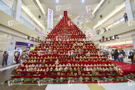Puppenfest 'Hina-Matsuri' in Kōnosu