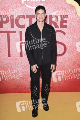 Filmpremiere 'Prophezeiung... Liebe' in London