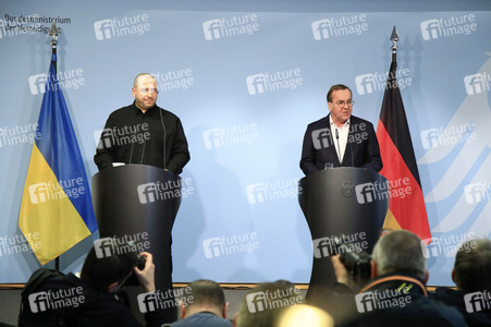 Empfang des ukrainischen Verteidigungsministers in Berlin