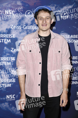 Weltpremiere 'Die große Abenteuerreise durchs Sonnensystem' in Berlin