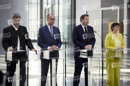 Pressekonferenz nach den Sondierungsgesprächen von Union und SPD in Berlin