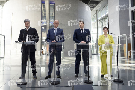 Pressekonferenz nach den Sondierungsgesprächen von Union und SPD in Berlin