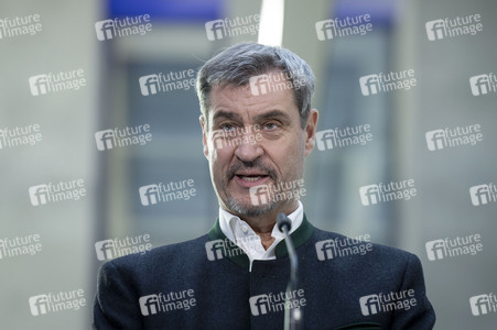 Pressekonferenz nach den Sondierungsgesprächen von Union und SPD in Berlin
