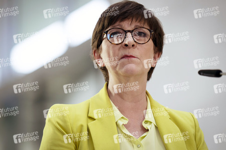 Pressekonferenz nach den Sondierungsgesprächen von Union und SPD in Berlin