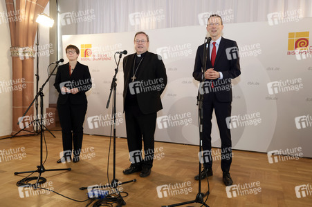 Pressekonferenz zur Frühjahrs-Vollversammlung der Deutschen Bischofskonferenz in Kall-Steinfeld
