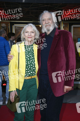 Theaterpremiere 'Sherlock Holmes: Der Fall Moriarty' in Berlin