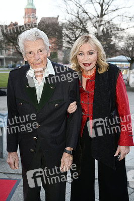 Theaterpremiere 'Sherlock Holmes: Der Fall Moriarty' in Berlin