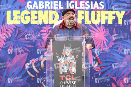 Handprint Ceremony mit Gabriel Iglesias in Los Angeles