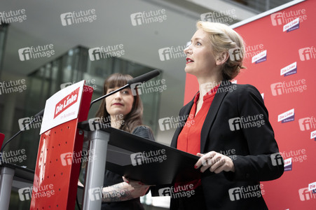 Pressestatement der Partei Die Linke in Berlin