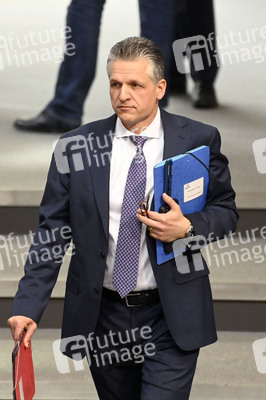 213. Sitzung des Deutschen Bundestages in Berlin