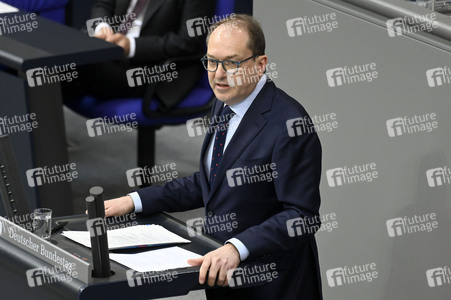 213. Sitzung des Deutschen Bundestages in Berlin