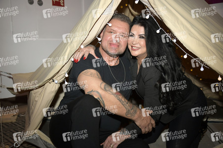 Public Viewing von 'Couple Challenge - Das stärkste Team gewinnt' in Berlin