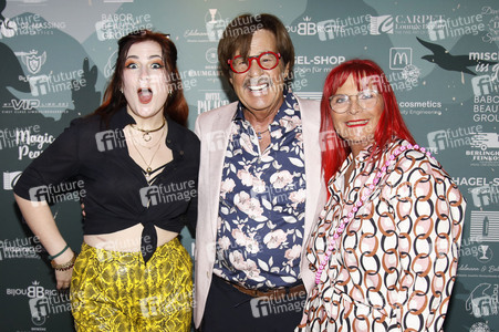 Public Viewing von 'Couple Challenge - Das stärkste Team gewinnt' 2025 in Berlin