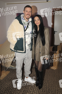 Public Viewing von 'Couple Challenge - Das stärkste Team gewinnt' 2025 in Berlin