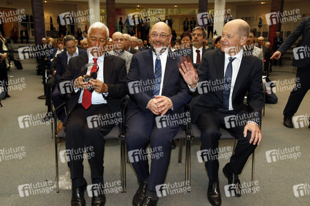 Festakt zum 100. Jubiläum der Friedrich-Ebert-Stiftung in Berlin